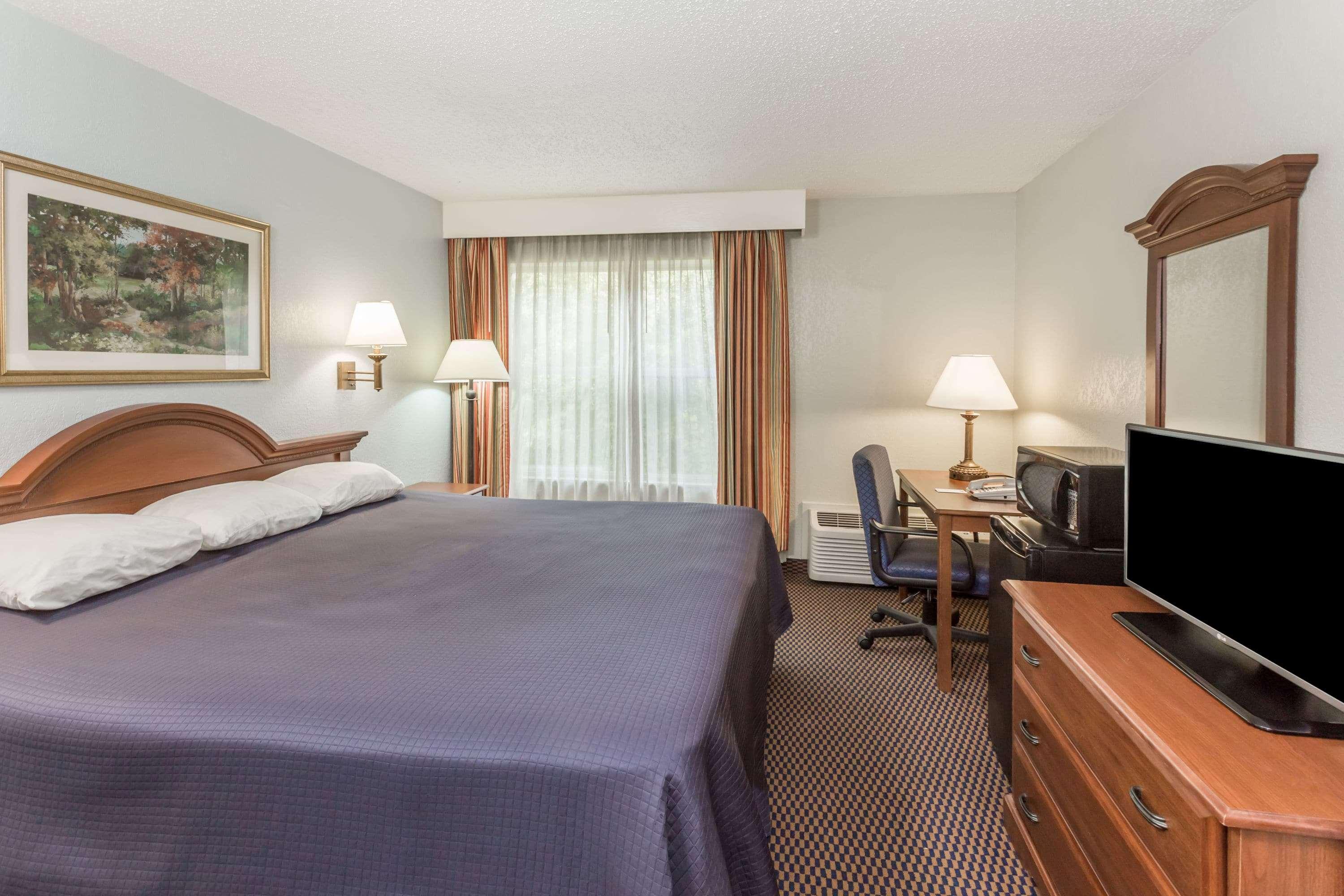 Baymont By Wyndham Lake Park Valdosta I75 Exterior foto
